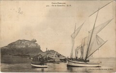 Cote d'Emeraude - Ile de Cezembre - Sailboats Ships