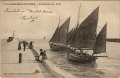Les Sables-d'Olonne - La Sortie du Port Ships