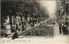 Vichy vue prise dans le Parc à Vichy