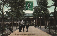Vichy Grande Allee devant le Palais des Sources à Vichy
