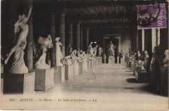 Amiens le Musee Salle des Sculpture à Amiens