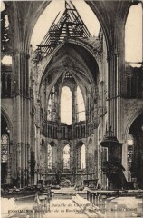 Essomes Interieure de la basilique