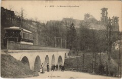 Laon La montee du funiculaire