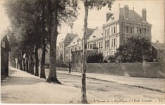 Laon L'Avenue De La Republique