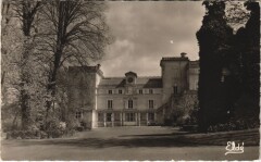 Etreham Entree du Chateau