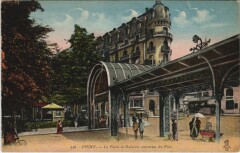 Vichy La Porte et Galeries couvertes du Parc France à Vichy