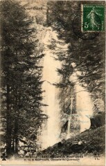 Env. du Mont-Dore et de la Bourboule cascade du Quereulin à La Bourboule