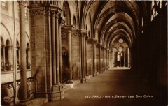 Paris 4e Notre Dame-Les Bas Cotés à Paris 4e