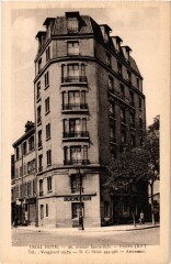 Carte postale ancienne Idéal Hôtel - avenue Emile-Zola
                                                                     à Paris 15e
                                