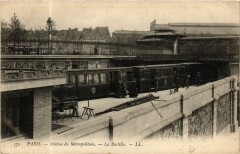 Paris 4e Station du Metropolitain La Bastille à Paris 4e