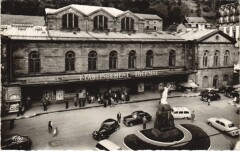 Le Mont Dore Place du Pantheon à Mont-Dore
