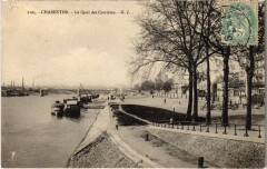 Charenton Le Quai des Carrieres France