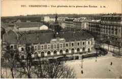 Charenton Vue Generale de la place des Ecoles France