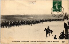 Vincennes Cuirassiers et Lanciers s le Champ France à Vincennes