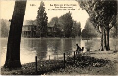 Vincennes Lac Daumesnil et Pavillon des Forets France à Vincennes