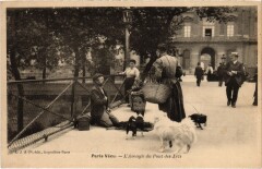 Carte postale ancienne L'Aveugle du Pont des Arts
                                                                     à Paris 1er
                                