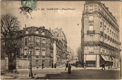 Carte postale ancienne Place Possoz
                                                                     à Paris 16e
                                
