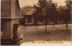 Lycée Buffon - Cour du Petit Collège à Paris 15e