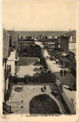 Bernieres La Rue de la Gare France