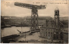 Brest L'Arsenal - La Grue Electrique de 150 Tonnes -
													22 Côtes d'Armor
												