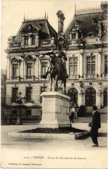 Vannes Statue du Connetable Richemont -
													22 Côtes d'Armor
												