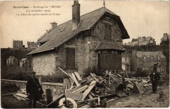 Saint-Cast Naufrage du Hilda Debris du Navire Rejetes par la Mer