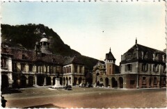 Salins les Bains Place des Allies à Salins-les-Bains