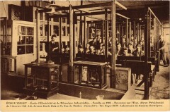 Carte postale ancienne Ecole d'Electricité et de Mécaniques Industrielles - Ecole Violet - Avenue Emile Zola et Rue du Théâtre - Laboratoire des Mesures électriques
                                                                     à Paris 15e
                                
