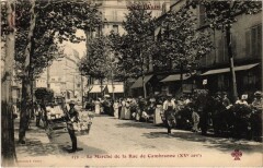 Carte postale ancienne Le Marché de la rue Cambronne
                                                                     à Paris 15e
                                