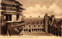 Blois Vue sur la Cour de l'Escalier Francois Ier France -
																					41000 Blois
																			