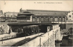 Paris 12e Le Métropolitain a la Bastille