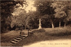 Vesoul Saint-Maur Statue de Sainte-Philomene à Vesoul