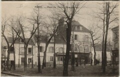 Place du Tertre (Montmartre) à Paris 18e