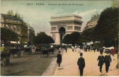 Avenue du Bois de Boulogne à Paris 16e