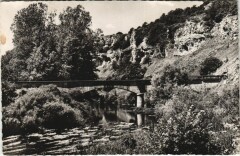 Saint-More Les Rochers de Saint-More