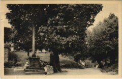 Noyers-sur-Serein Le Calvaire et la Place de Venoise à Noyers