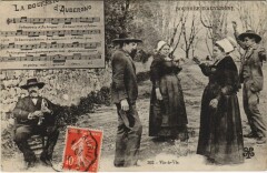 Bourre d'Auvergne - Vis-a-Vis - Folklore -
													03 Allier
												
