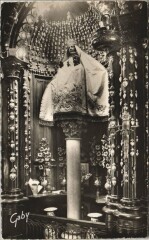 Chartres La Cathedrale - La Vierge du Pilier à Chartres