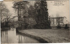 Maintenon Bords de l'Eure et Moulin de la Folie à Maintenon