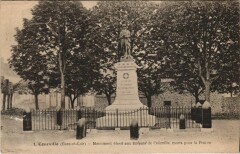 Courville Monument eleve aux Enfants France
