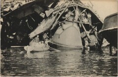 Catastrophe du Cuirasse La Liberte - 1911 Ships