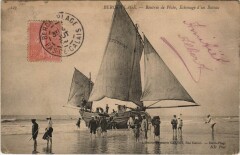 Berck-Plage - Rentree de Peche - Echouage d'un Bateau Ships
