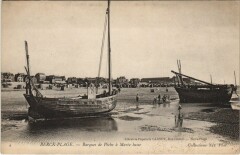 Berck-Plage - Barques de Peche a Maree Basse Ships