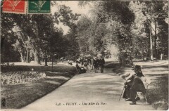 Vichy Une Allee du Parc -
																					03200 Vichy
																			
