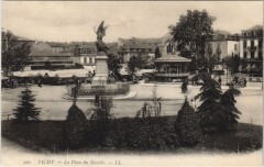 Vichy La Place du Marche à Vichy