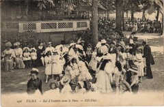 Vichy Bal d'Enfants dans le Parc à Vichy