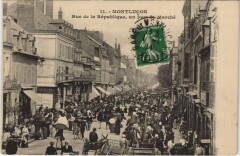 Montlucon Rue de la Republique un Jour de Marche