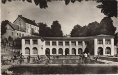 Neris-les-Bains La Piscine -
													03 Allier
												