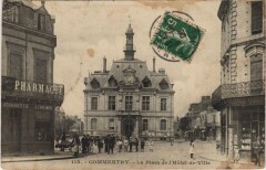 Commentry La Place de l'Hotel de Ville à Commentry