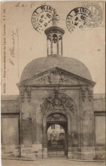 Rouen - Porte monumentale à Rouen